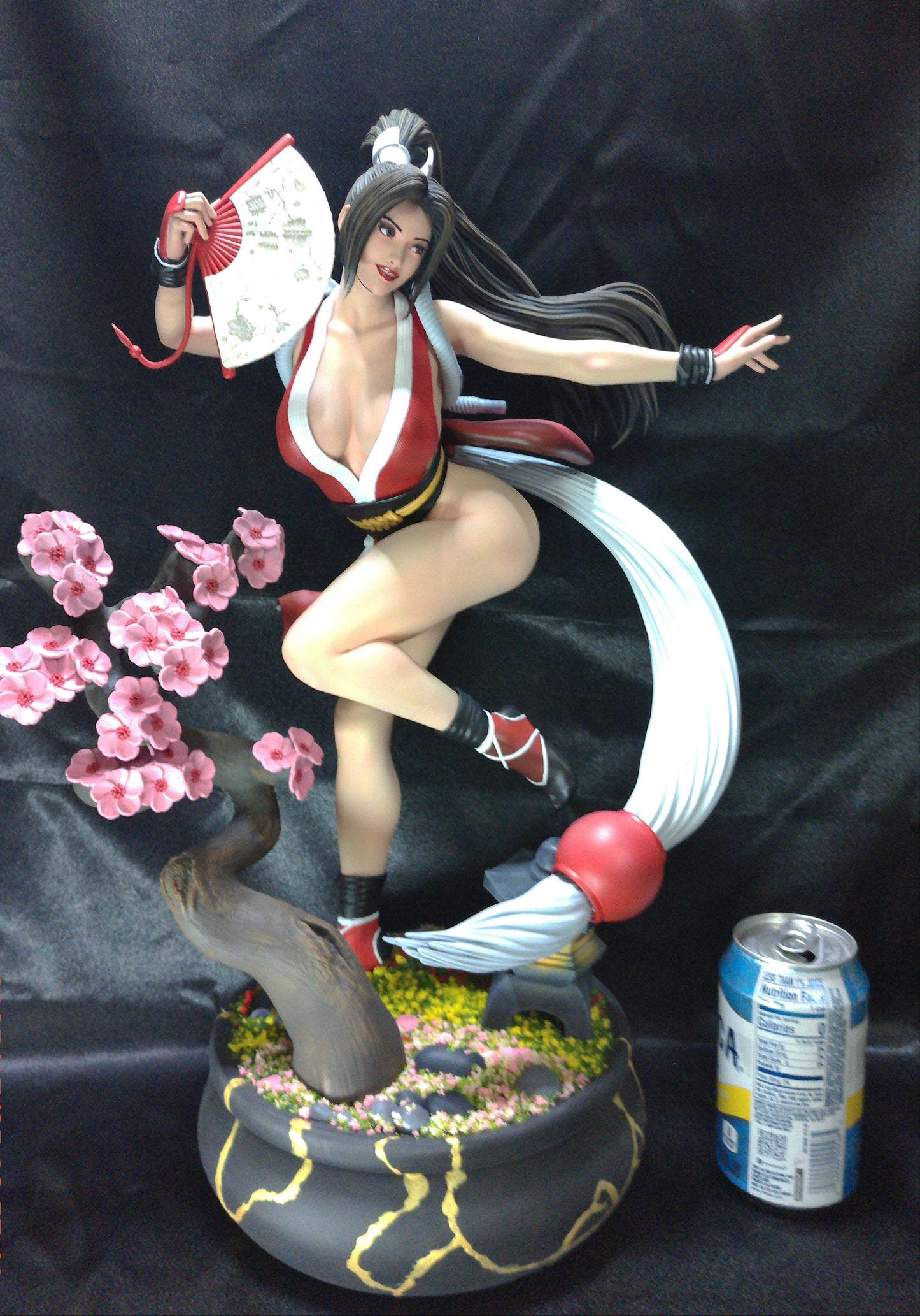 Mai Shiranui - 1:4 Scale - 3D Printed, PAINTED, unassembled WITH MAGNETS - Model Designed by Abe3D