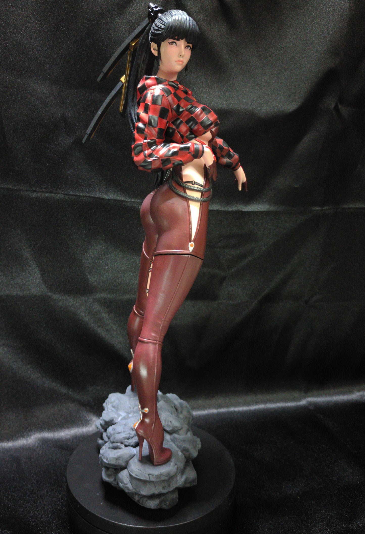 Eve (Racer's High Outfit) - 1:6 Scale - 3D Printed, PAINTED, and unassembled figurine - Model Desgiend by MATC3D/ABE3D