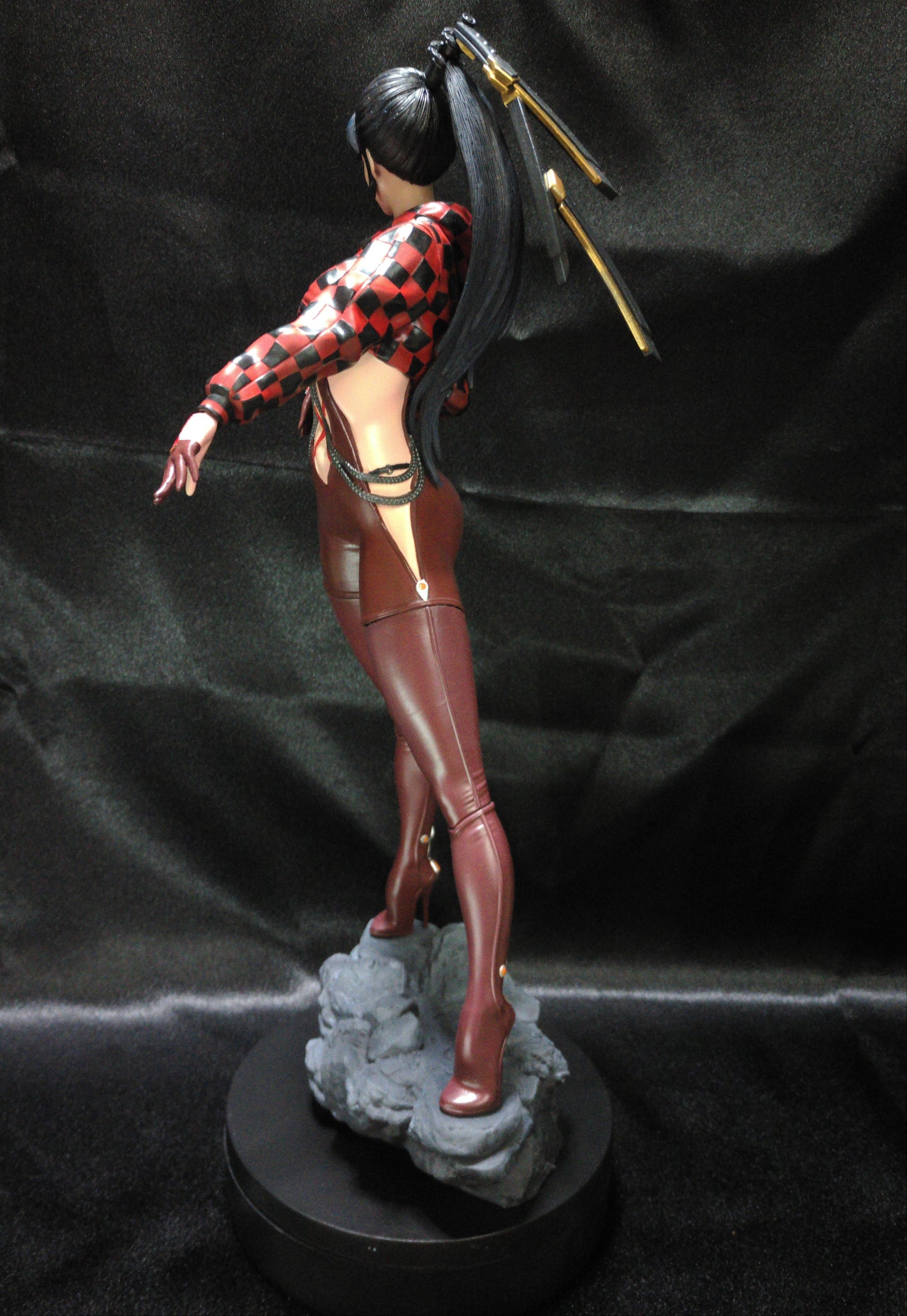 Eve (Racer's High Outfit) - 1:6 Scale - 3D Printed, PAINTED, and unassembled figurine - Model Desgiend by MATC3D/ABE3D