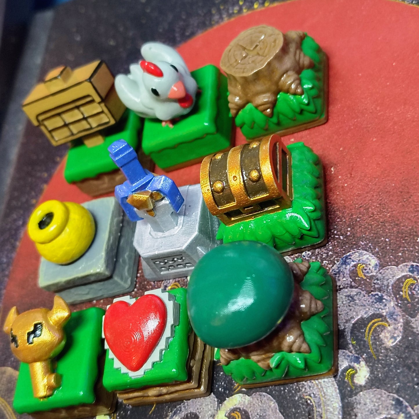 Link to the Past Keycap Set - 3D Printed and Handpainted - Models by Nomnom Figure